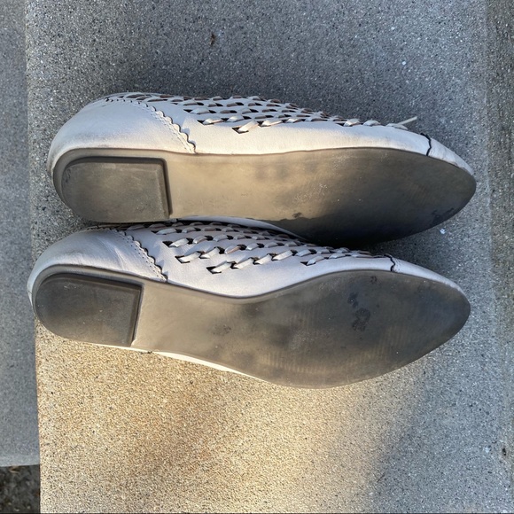 Ecote Urban Outfitters Leather Off-White shoes - Picture 8 of 8